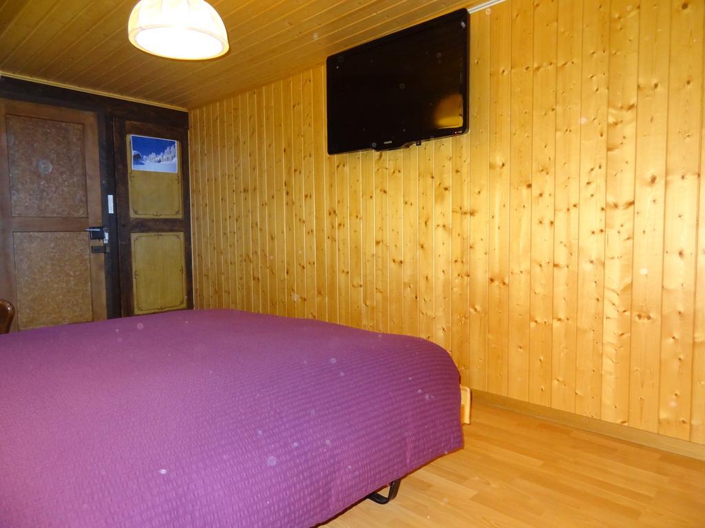 Bed and Breakfast Helvetia à Troistorrents Chambre photo